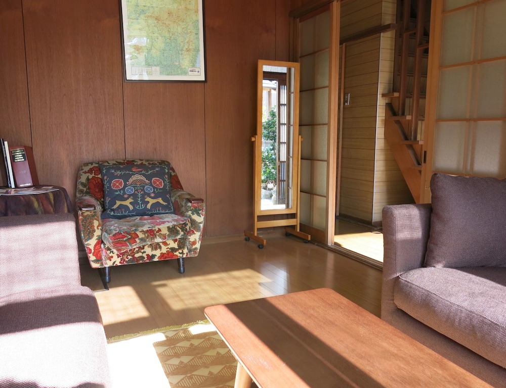 Jizo House 33/48