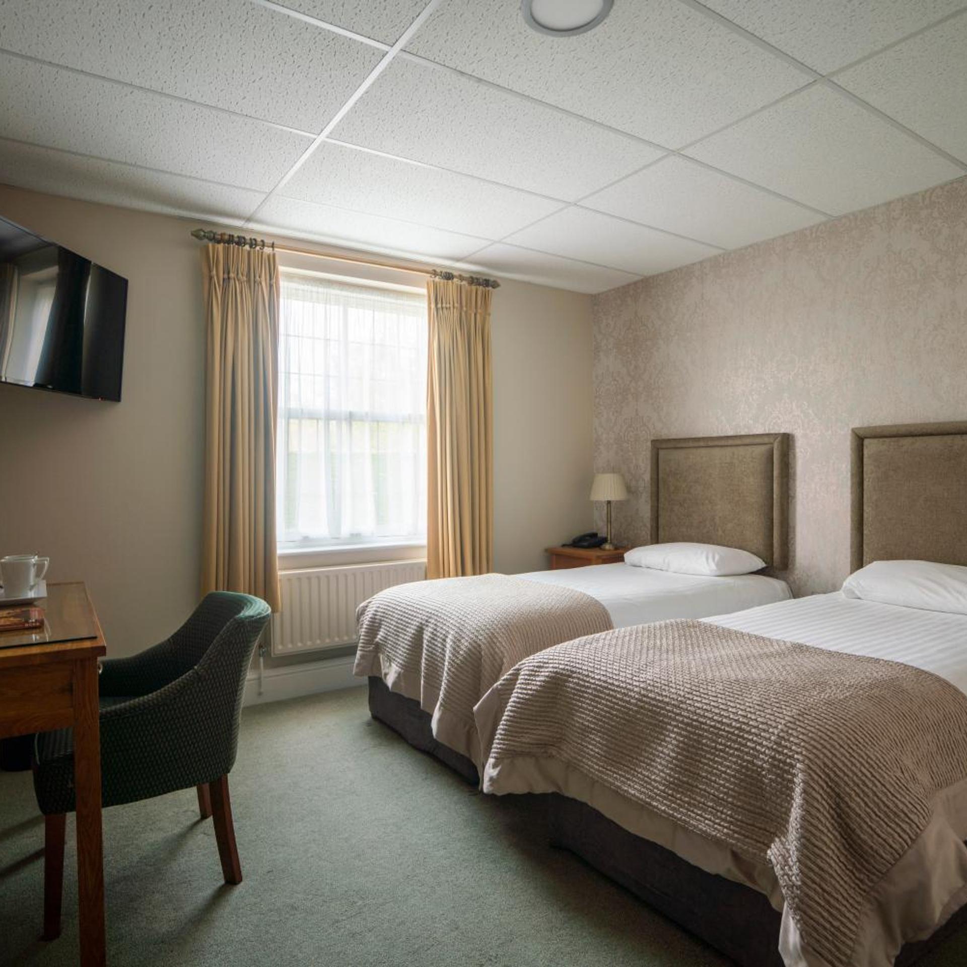 Room, Twin Beds, Accessible