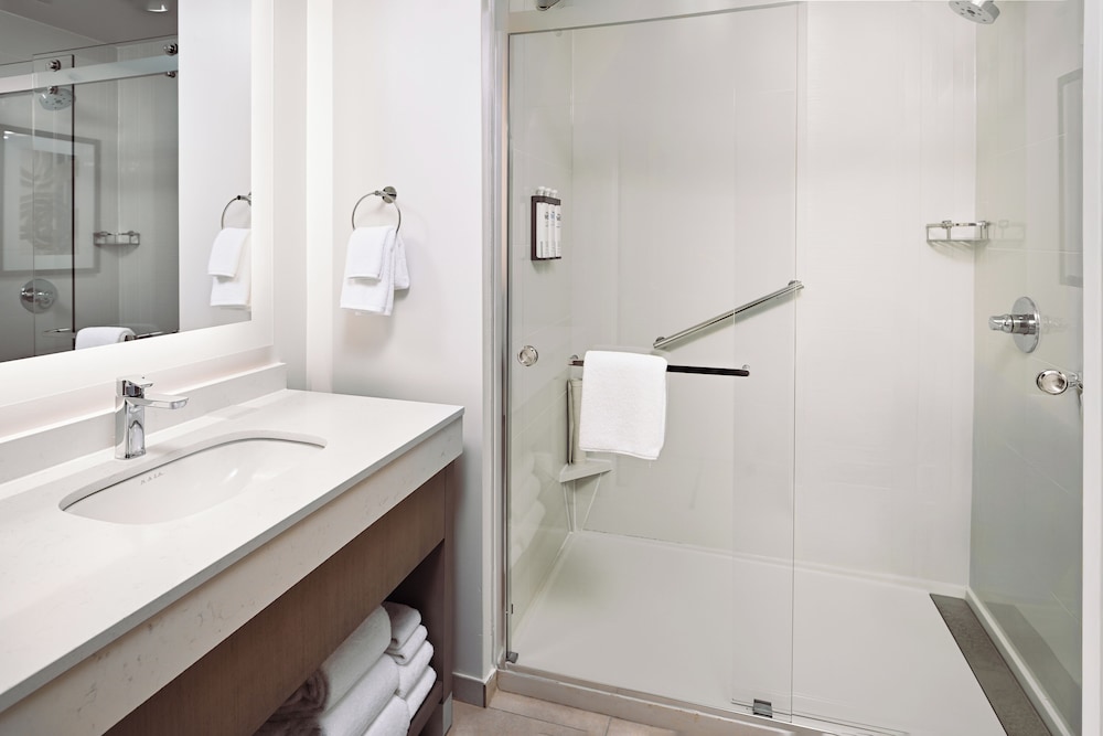 Hyatt House Auburn Hills Detroit 36/42