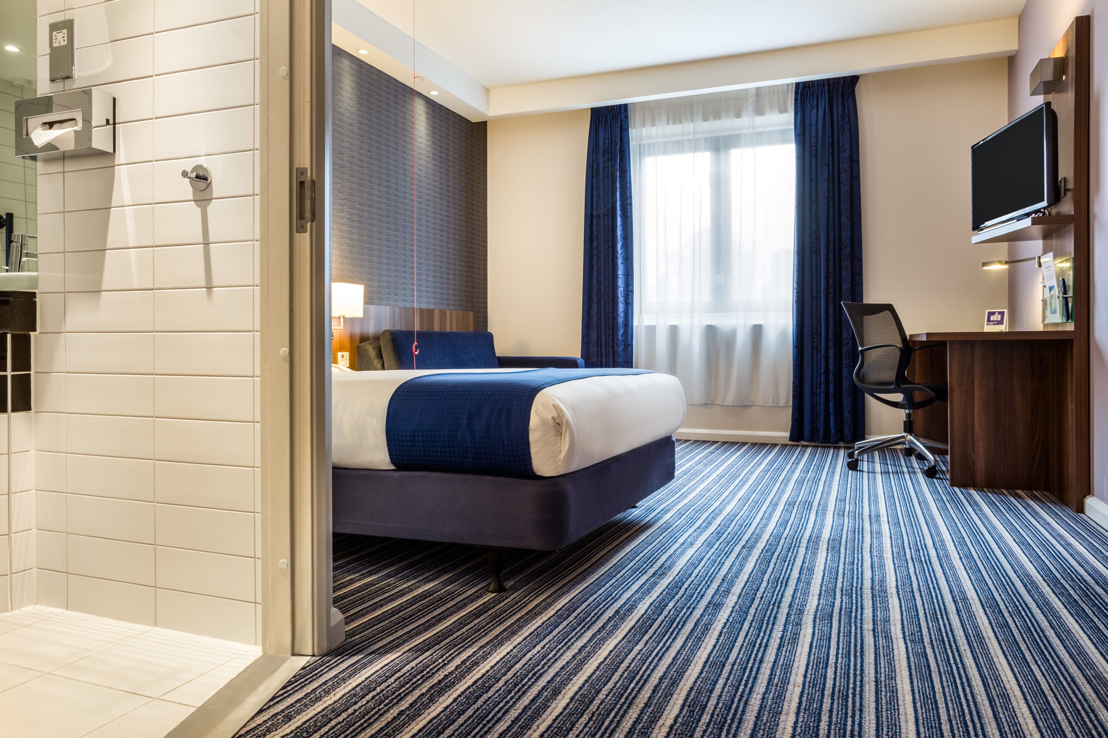 Room, Double Bed, Accessible, HOLIDAY INN EXPRESS COLCHESTER 8/10