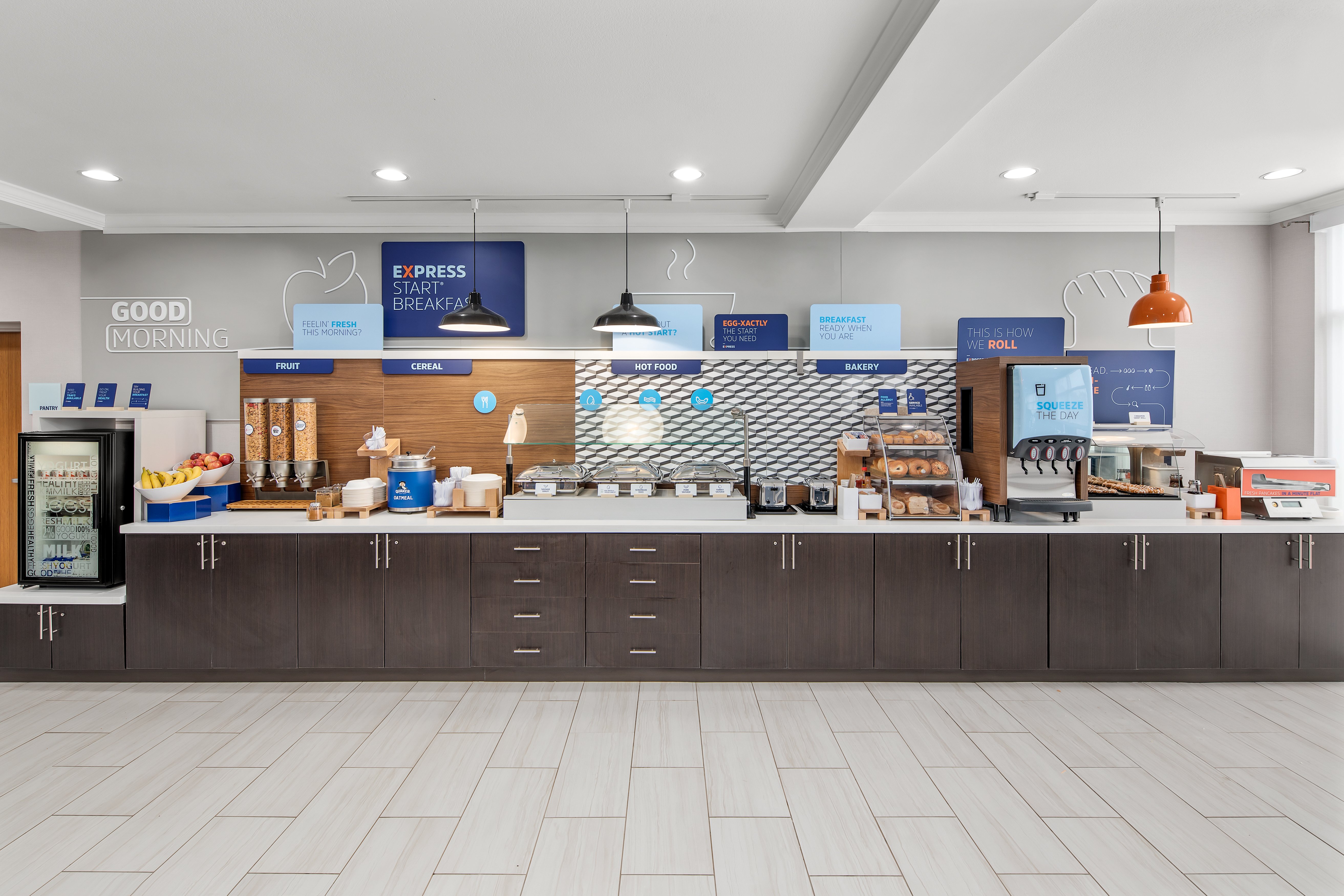 Holiday Inn Express Hotel And Suites Palm Bay 9/42