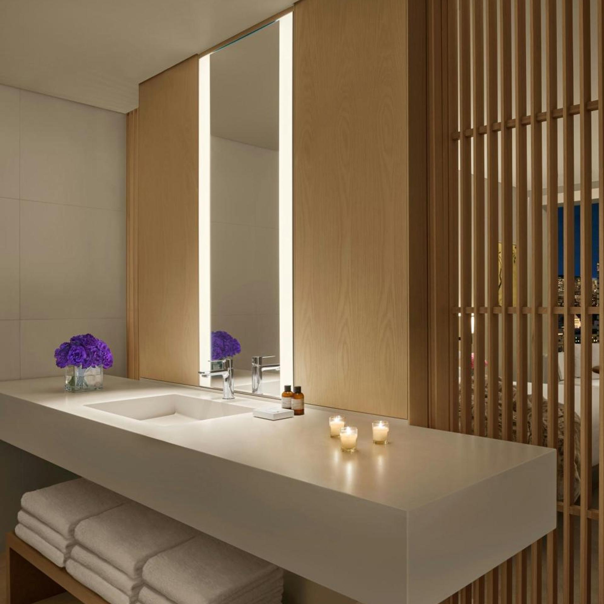 Guest Room, Premier, King Bed, Tokyo Tower View, Tower View