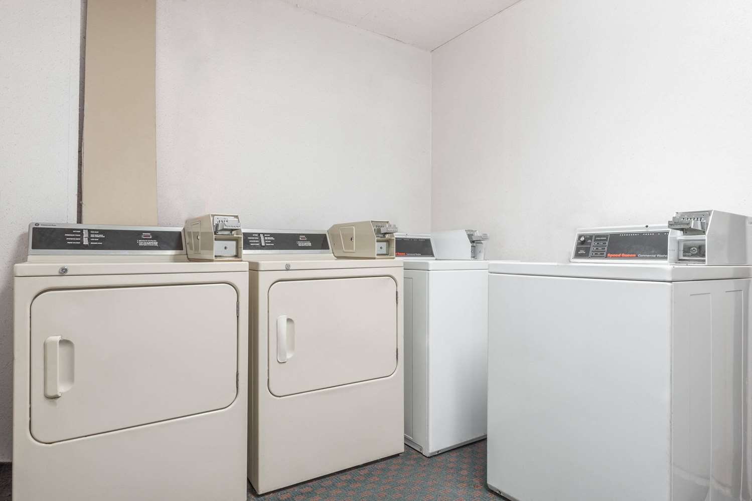 Days Inn by Wyndham Amarillo - Medical Center 3/16