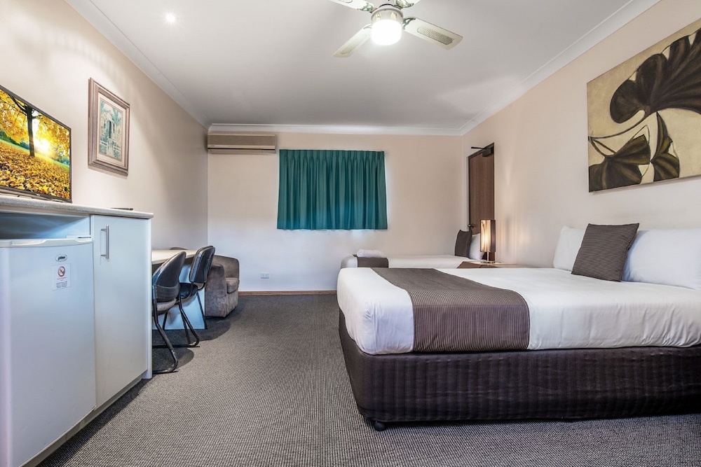 Aspley Carsel Motor Inn 13/60