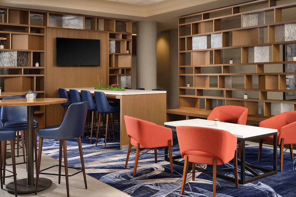 Costa Mesa Marriott 39/51
