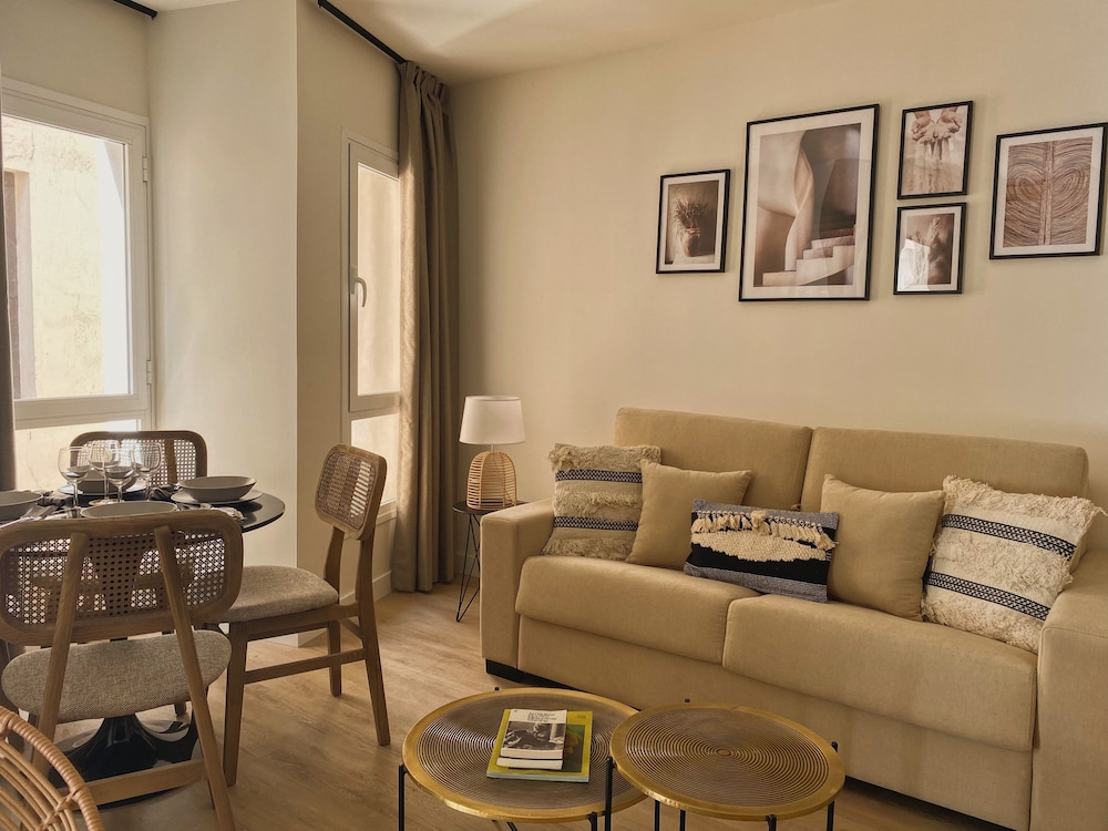 Oasis Hostel Malaga 24/39