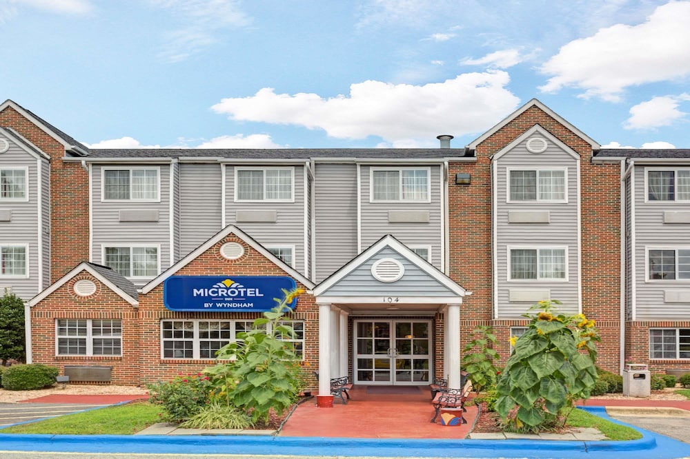 Microtel Inn & Suites by Wyndham Raleigh Durham Airport 3/32