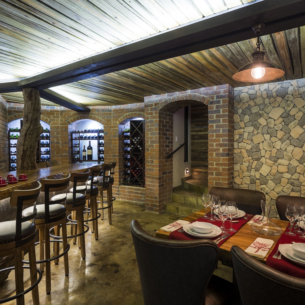 Bona Bona Game Lodge 34/48
