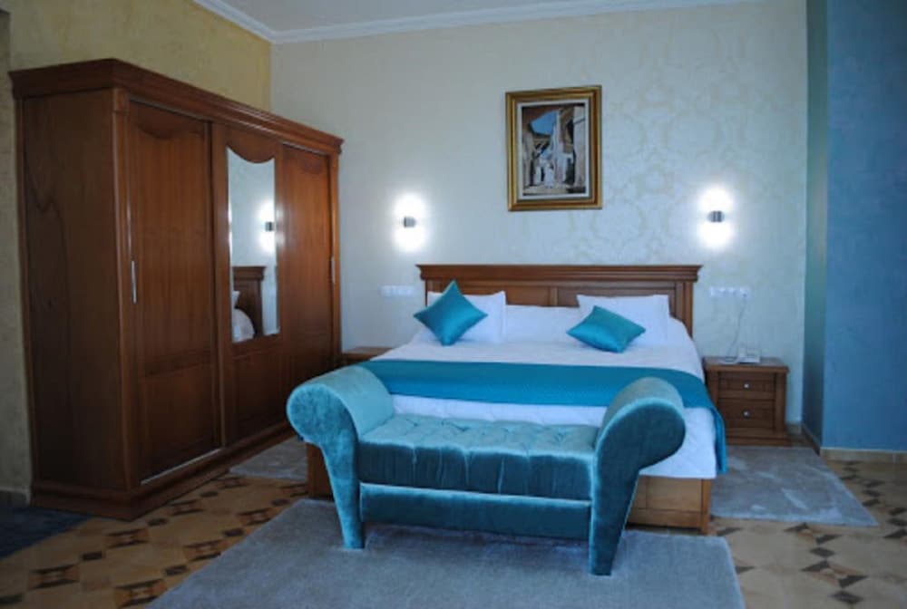 Hotel Maraval Oran 25/50