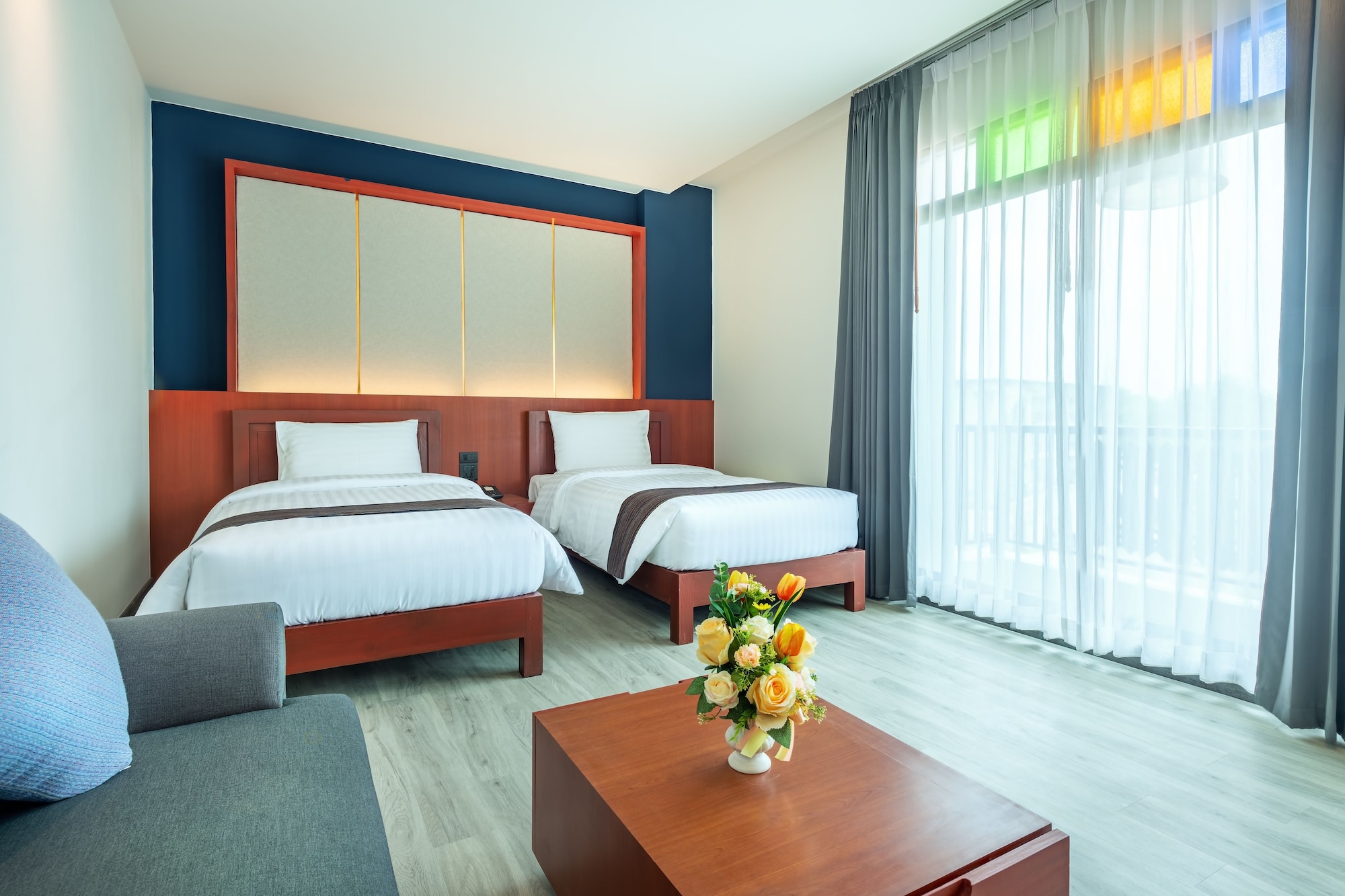 Superior, Twin Beds, Garden View
