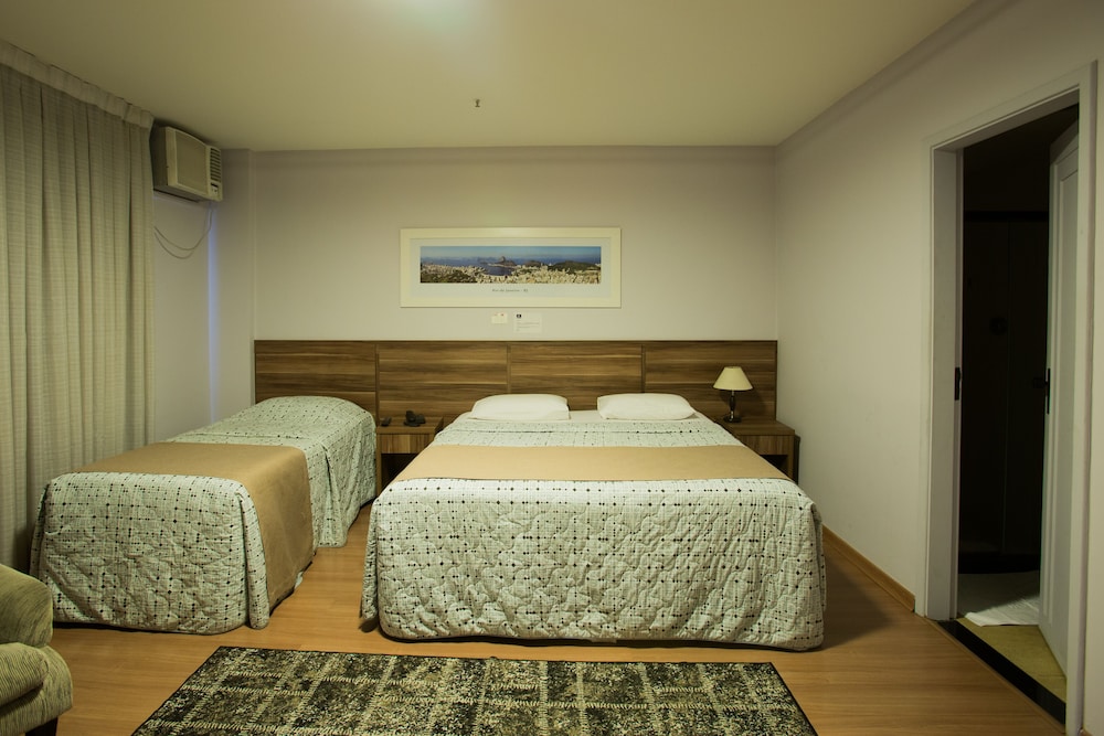 Gallant Hotel 25/67