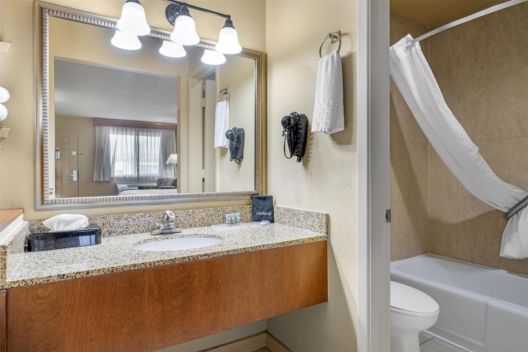 Standard, Multiple Beds، Best Western Cottonwood Inn 3/3