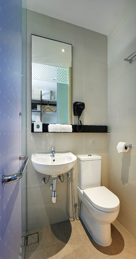 Komune Living Wellness 48/50