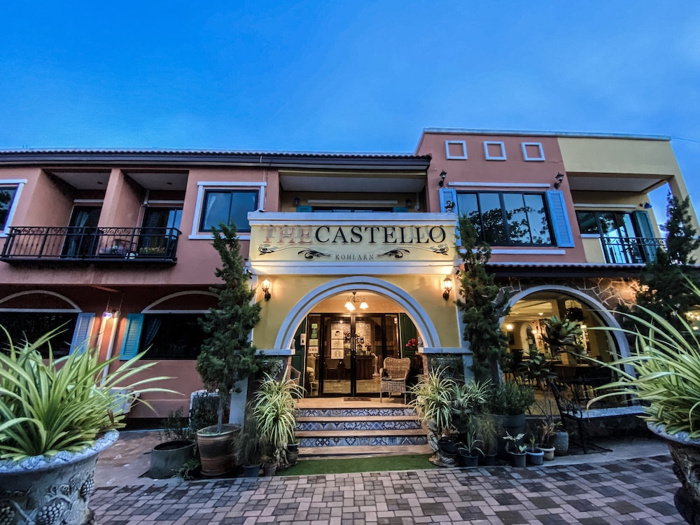The Castello Resort 2/50