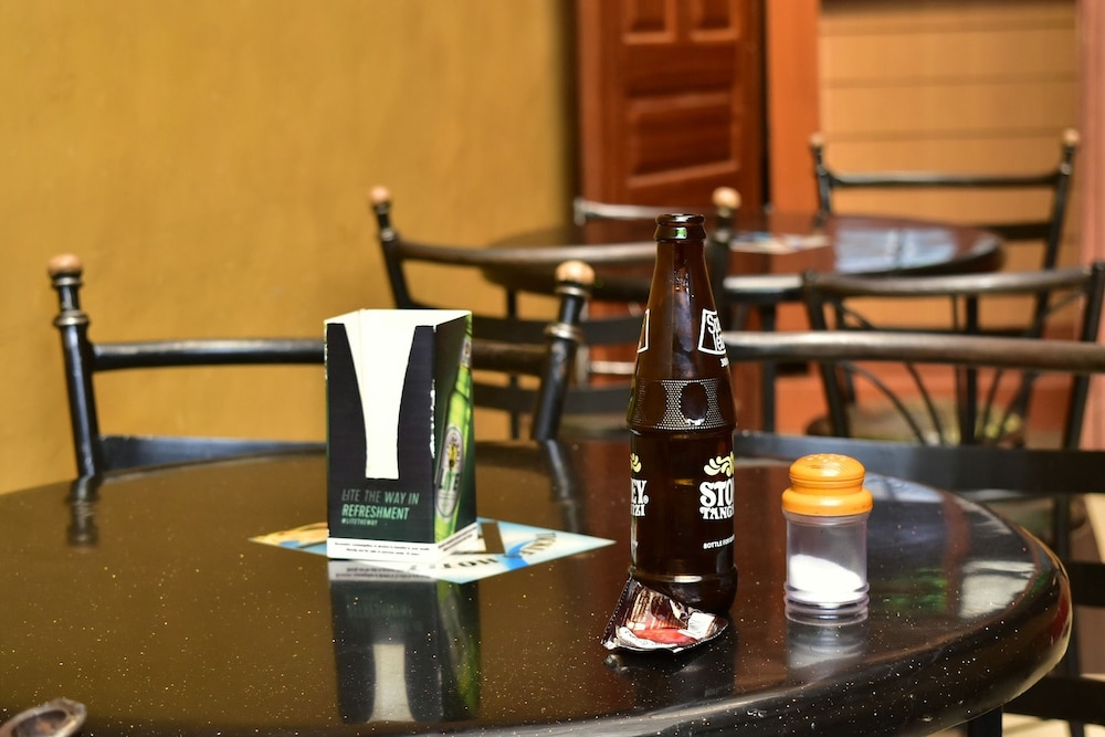 Tickles Hotel photo2