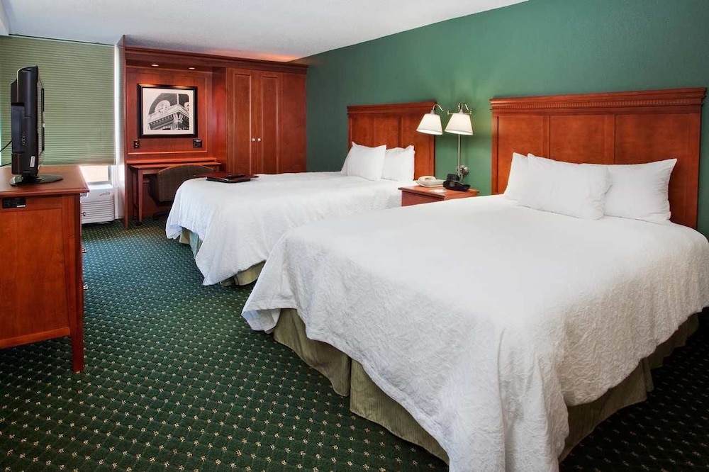 Hampton Inn Athens GA 18/70