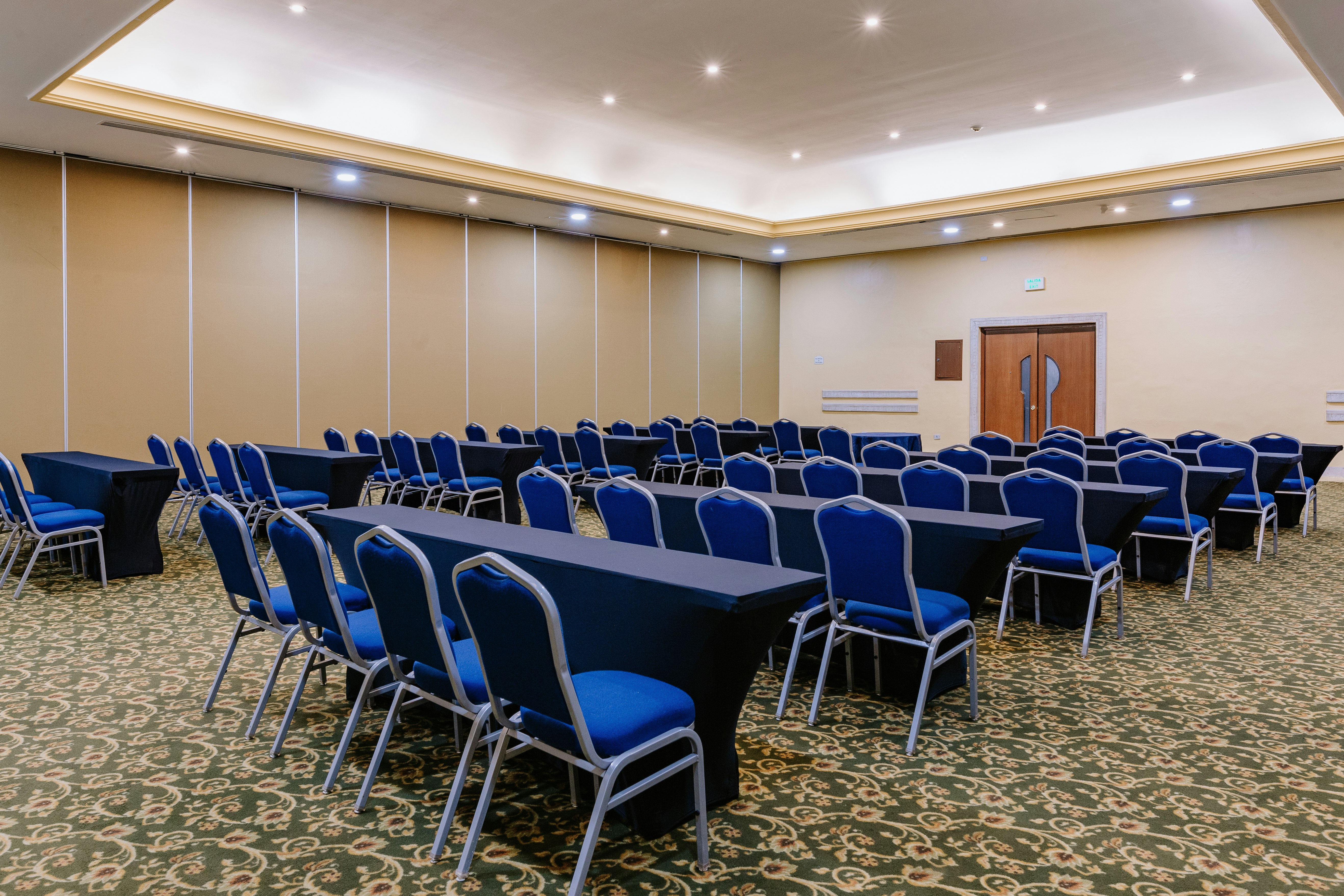 Holiday Inn Merida 58/74