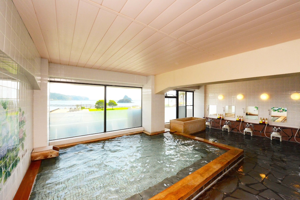 Shimoda Ocean Park Hotel 28/52