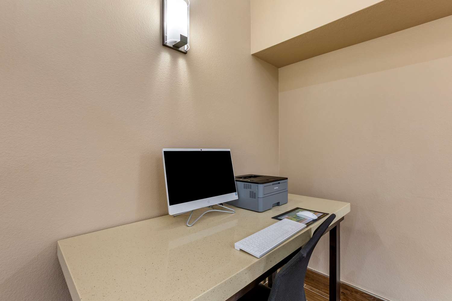Comfort Inn and Suites Surprise Near Sun City West 41/55