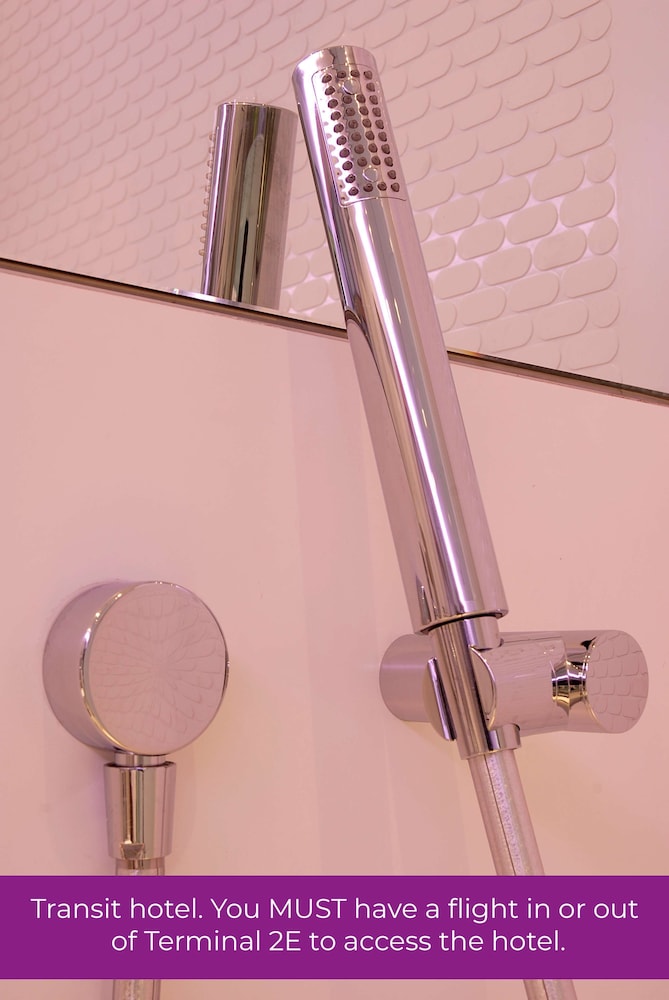 YOTELAir Paris CDG - Transit Hotel 14/32