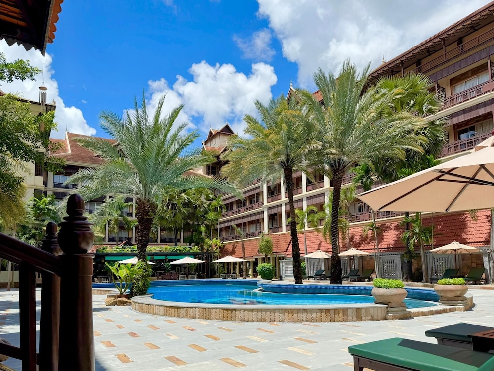 Empress Residence Resort And Spa 70/73