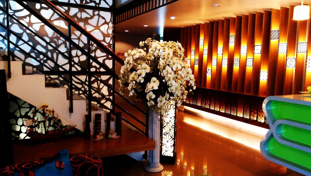 Tonkok Hotel 33/36
