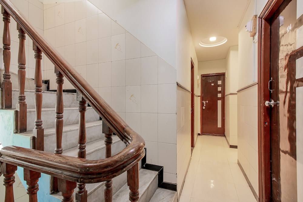 Oyo 12273 Hotel Indraprastha 11/16