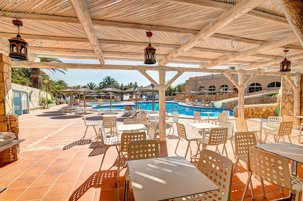 SBH Monica Beach Resort 23/47