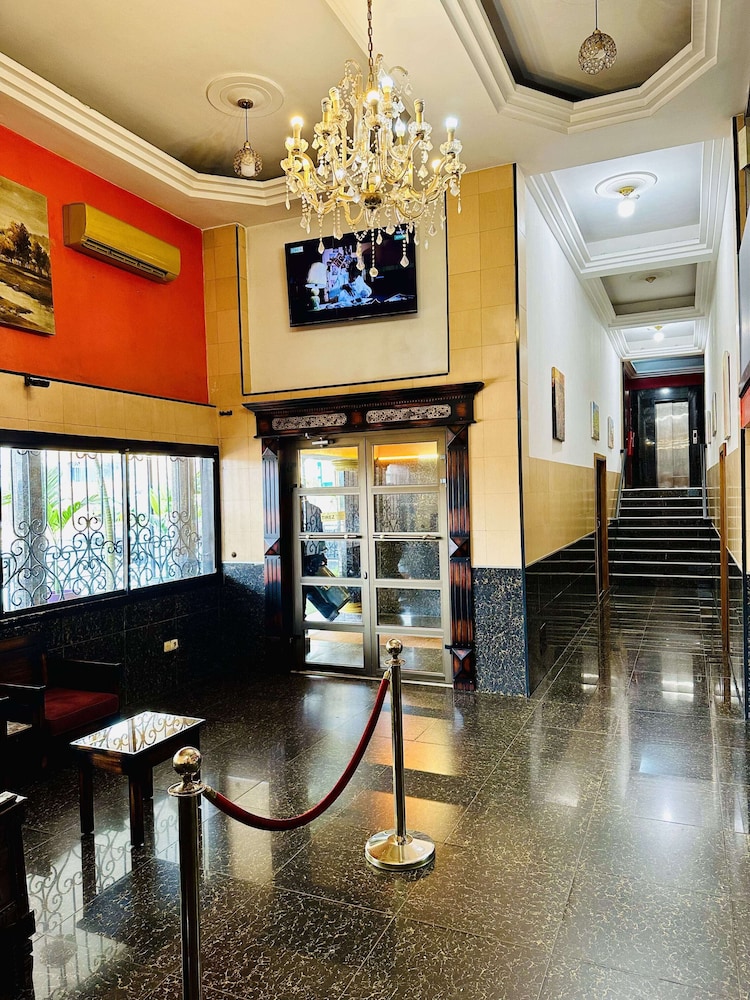 YaahoT Hotel 29/50
