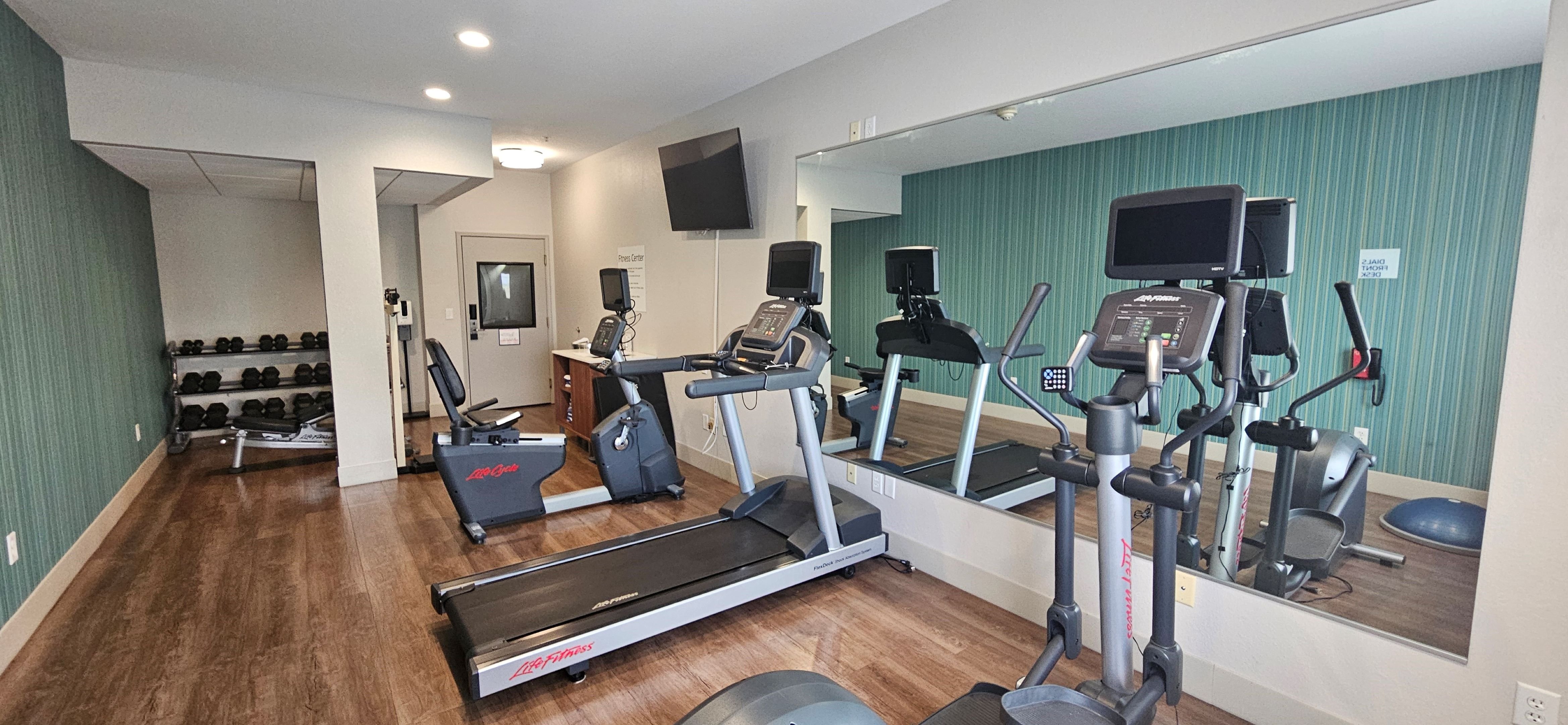 Holiday Inn Express Greensburg 34/50