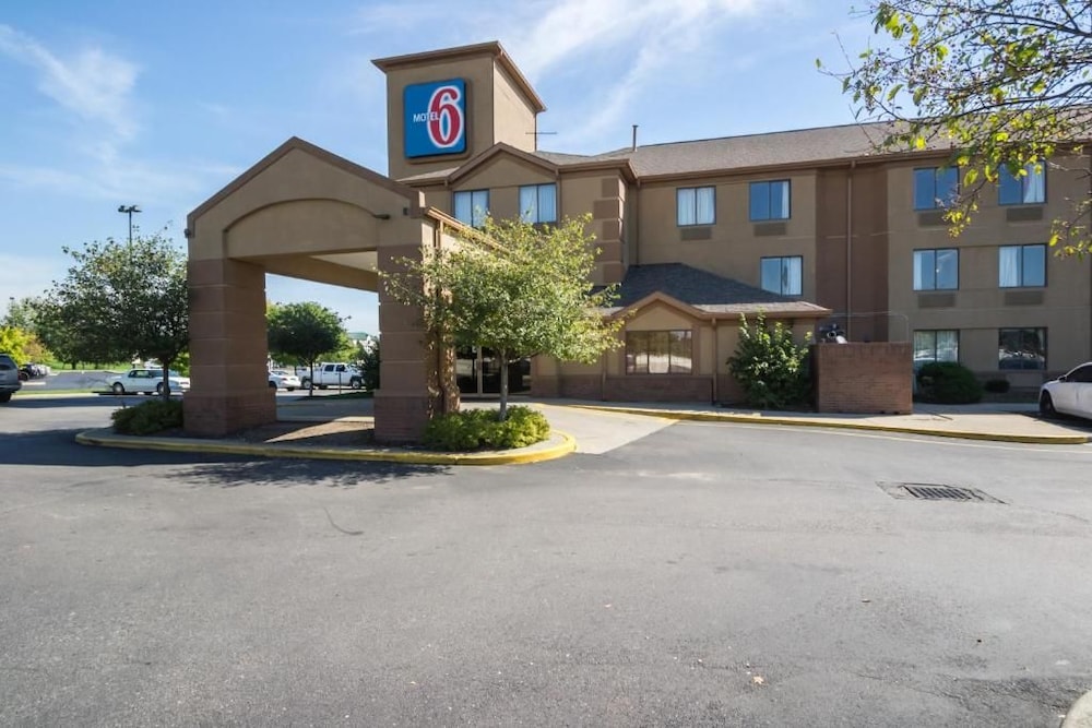 Motel6 Indianapolis, IN - Airport 20/26