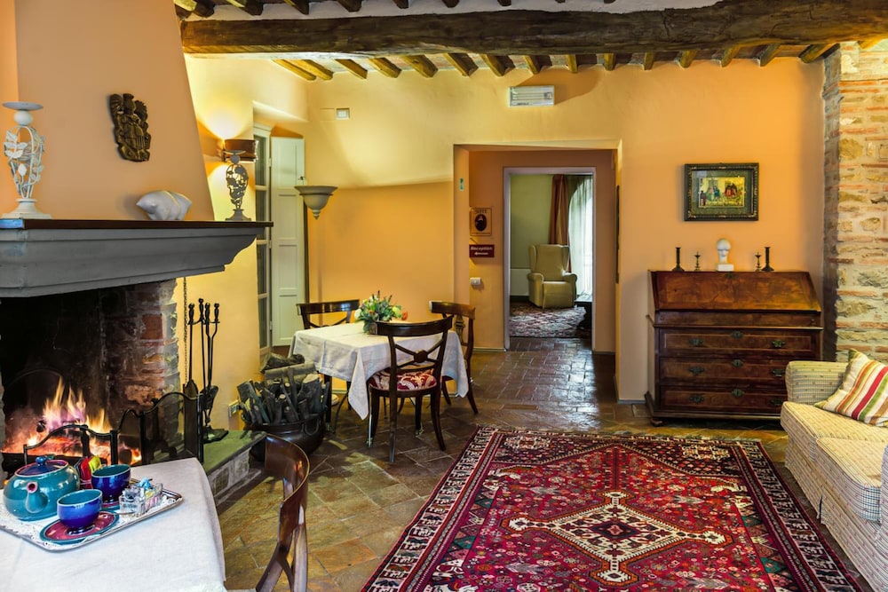 Villa Volpi 6/50