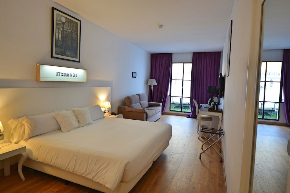 Los Seises Sevilla a Tribute Portfolio Hotel 11/50