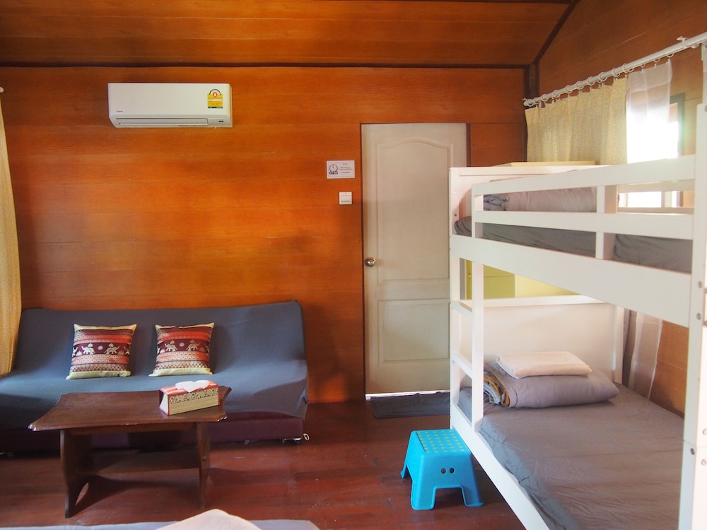 Coco Beach Bungalows 58/77
