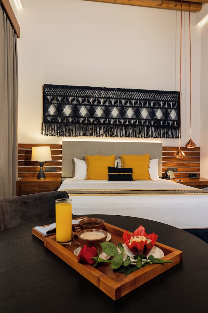 Casa Azulai Puebla Hotel Boutique 42/47