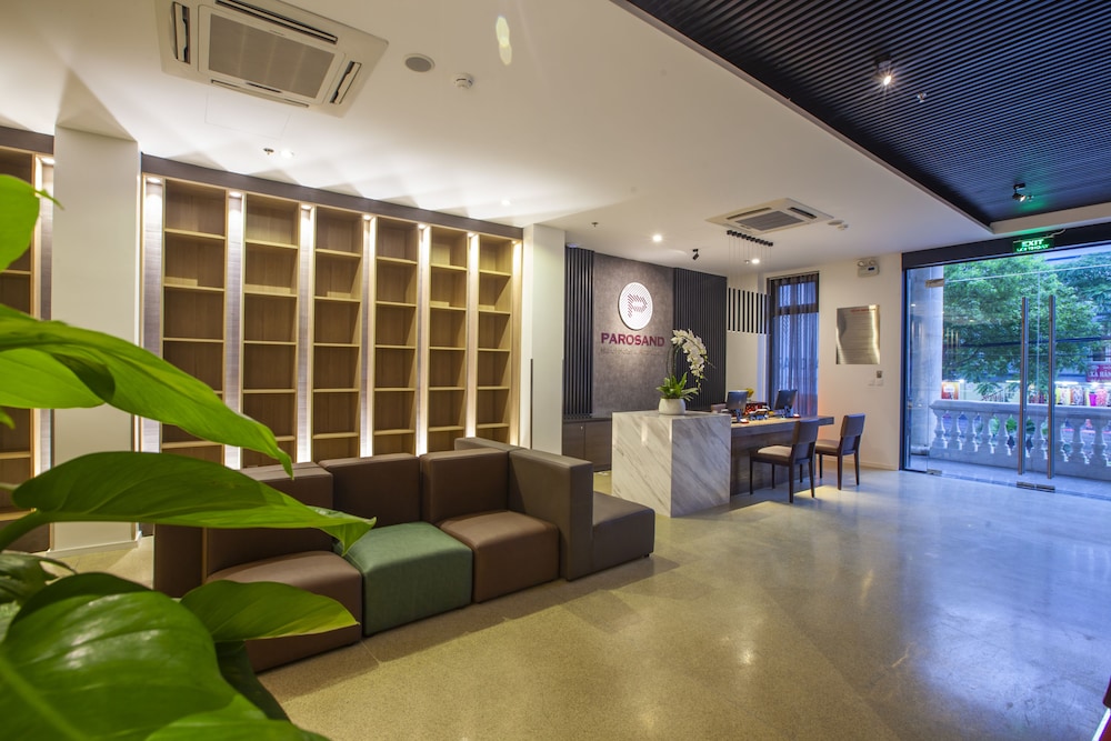 Parosand Hanoi Hotel & Apartment 31/50