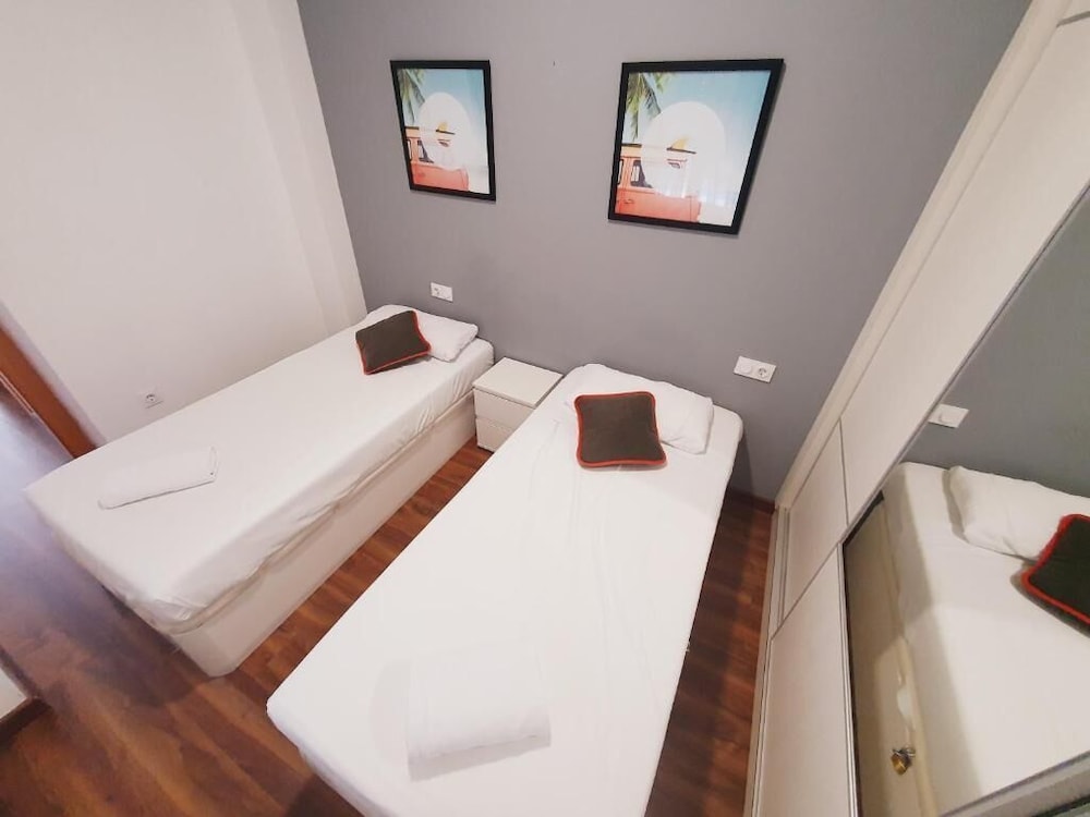 Luxury Apartments Puerto Valencia 5/50