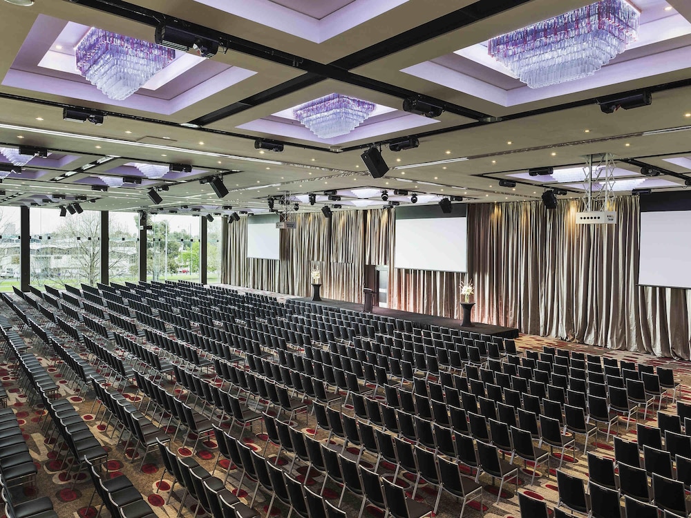 Mercure Melbourne Albert Park 35/72