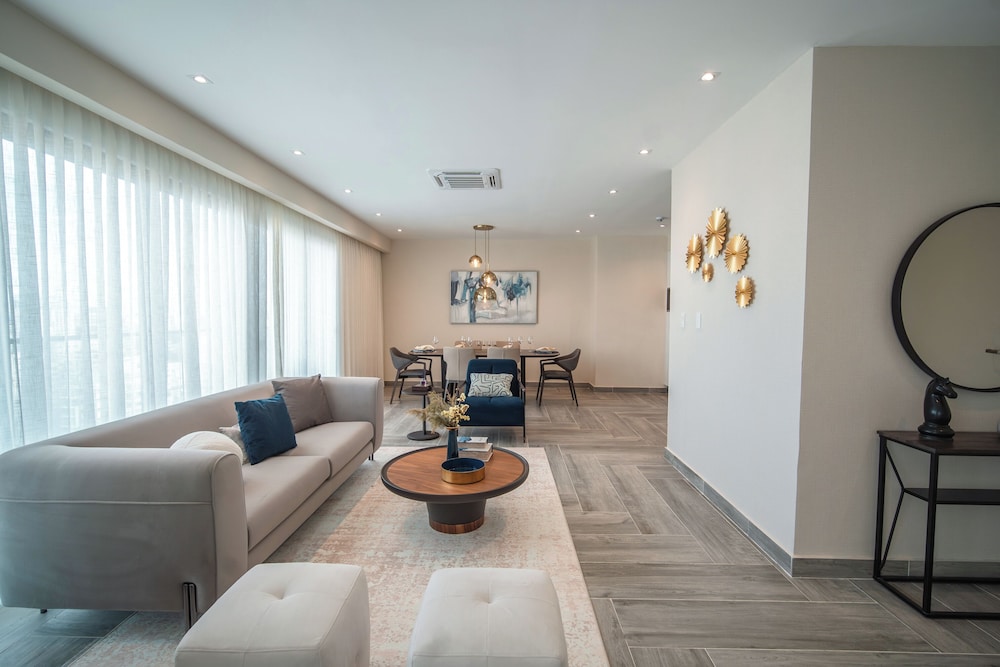 Aston Rubi City Suites 36/51