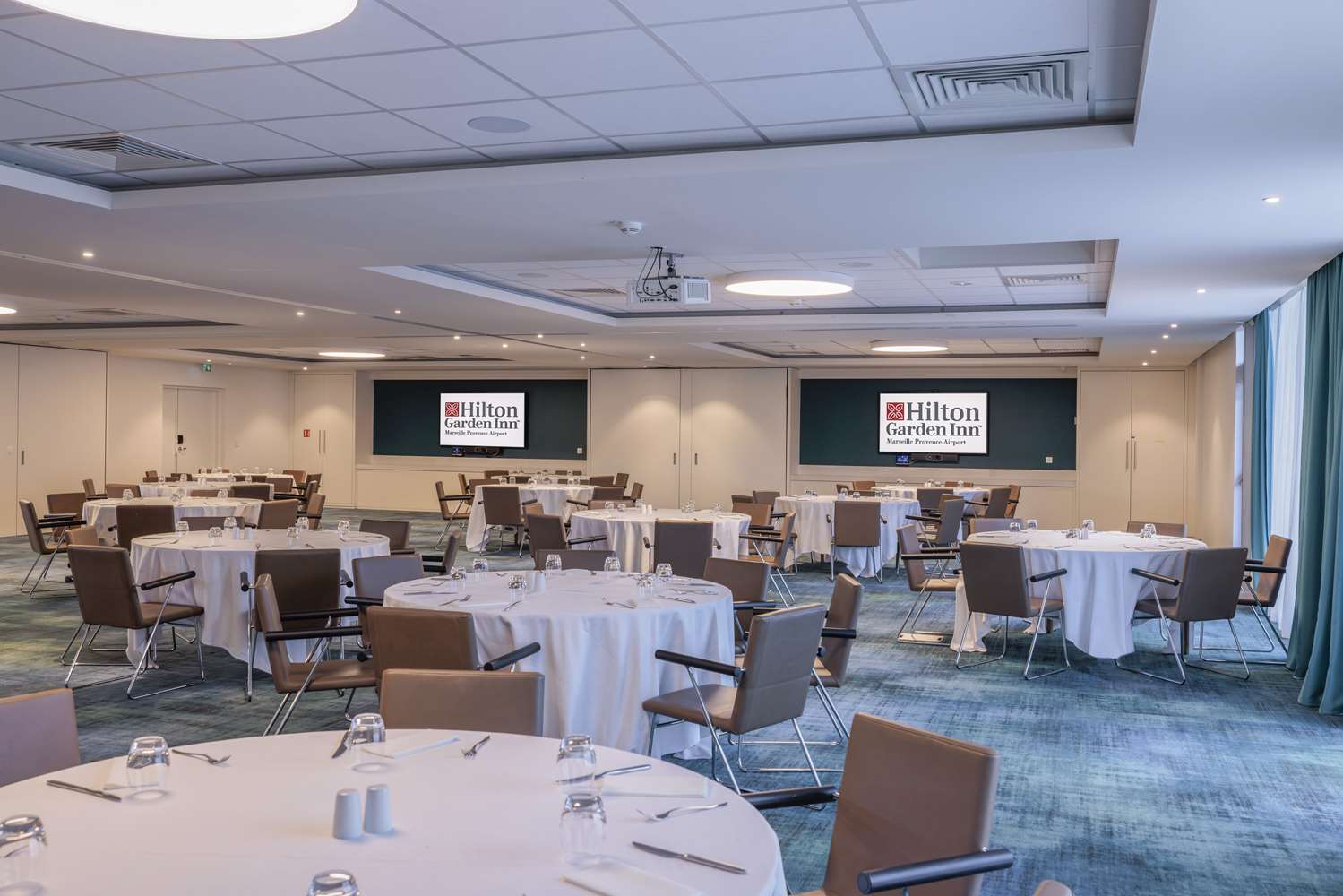Hilton Garden Inn Marseille Provence Airport 9/12