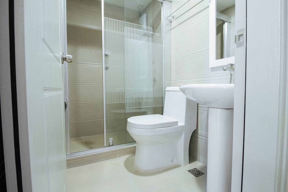 North Pointe Residences Manila 47/50