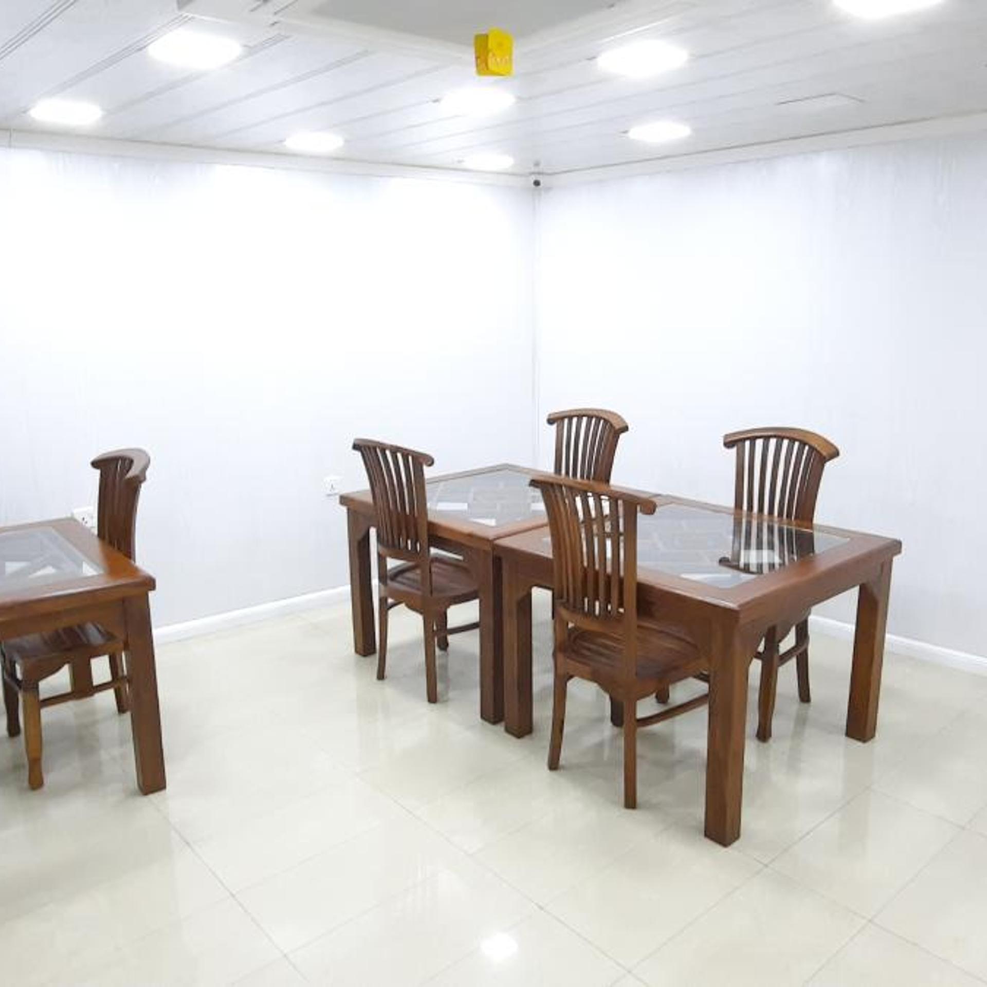 Saasha City Hotel 33/45