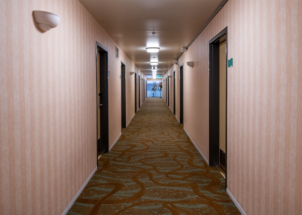 Glendale Hotel 20/38