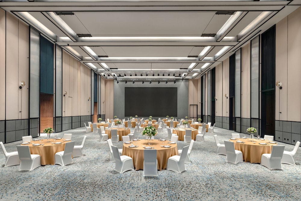 Four Points by Sheraton Urumqi 36/43