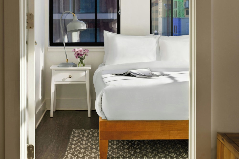 شقة بغرفتي نوم، Boulevard Stays Downtown Nashville 3/3