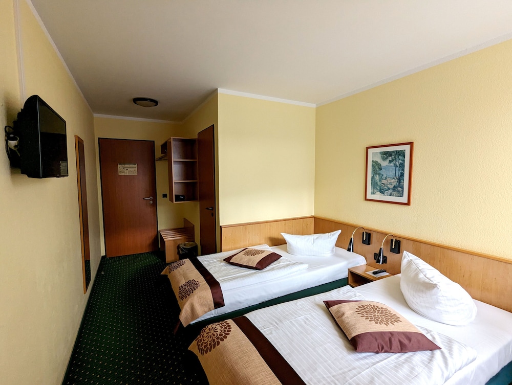 Acron Hotel Quedlinburg 11/59