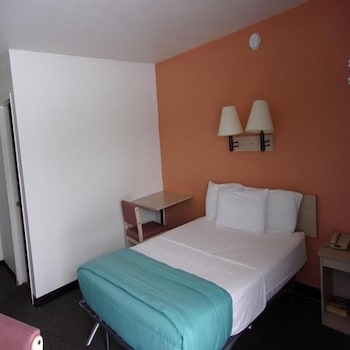 AMERICAS BEST VALUE INN 24/53