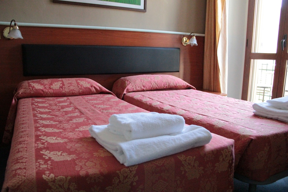 Hotel Dateo 36/63