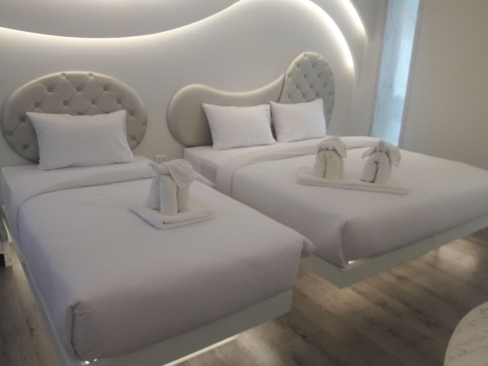 AVATARA RESORT 8/59