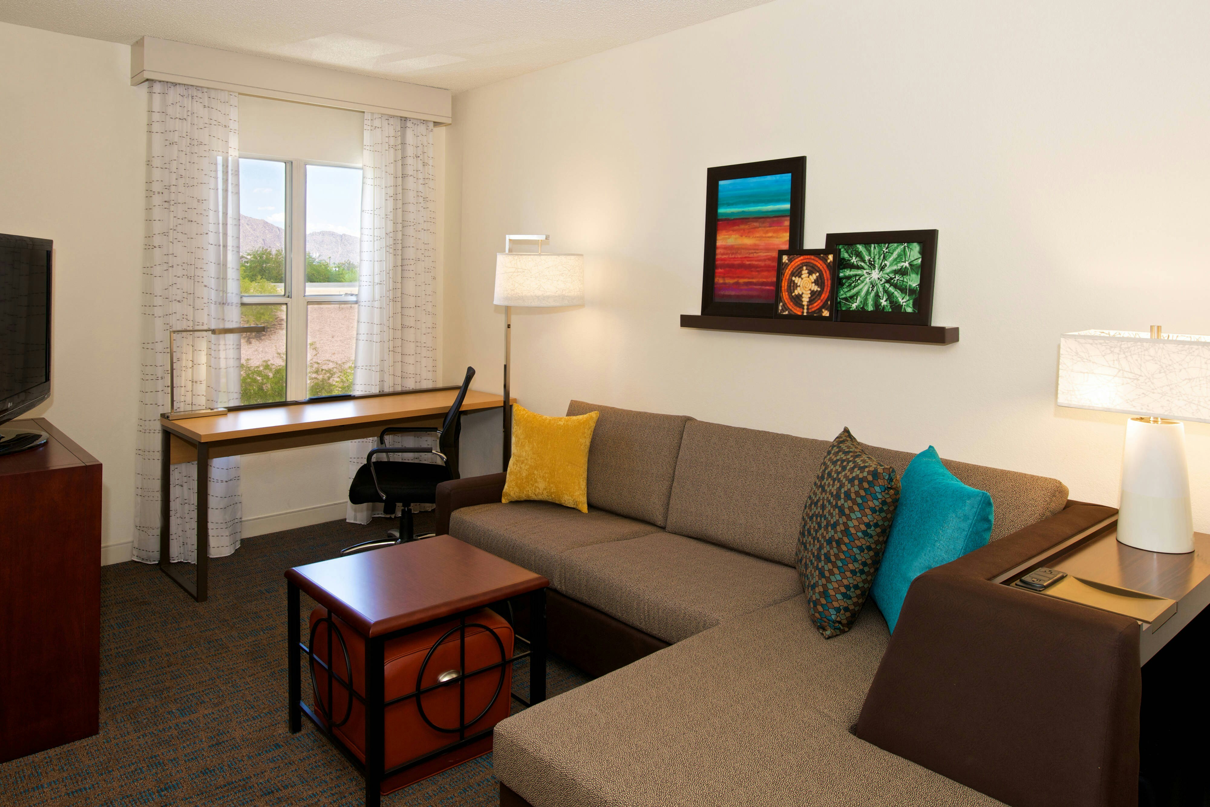 Residence Inn Phoenix Airport 5/16